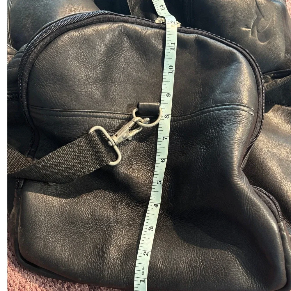 Genuine Leather Duffel Bag Black Travel Weekender Made in Colombia S.A. Carry On